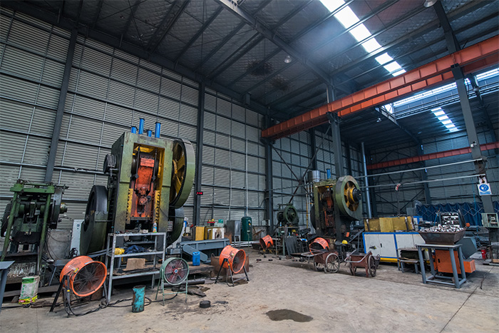 高邮网架配件-锥头加工车间